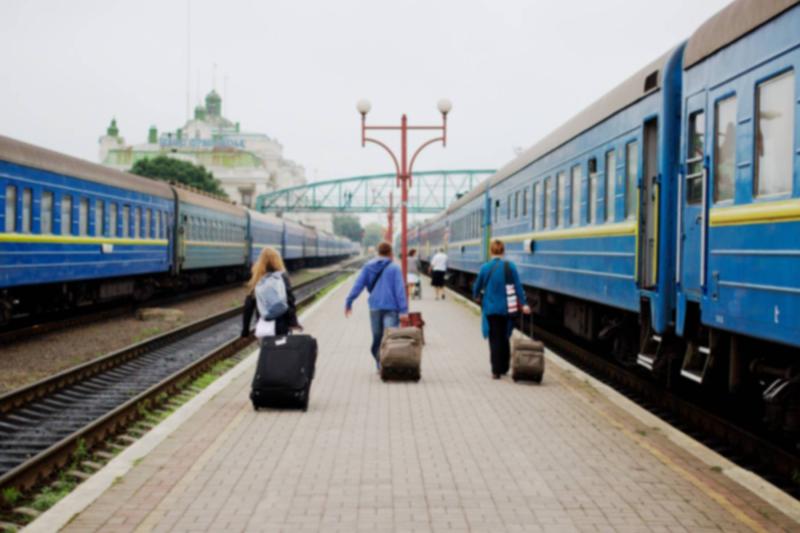 На період зимових свят Укрзалізниця призначила додаткові рейси та продовжила маршрути кількох поїздів до Закарпаття