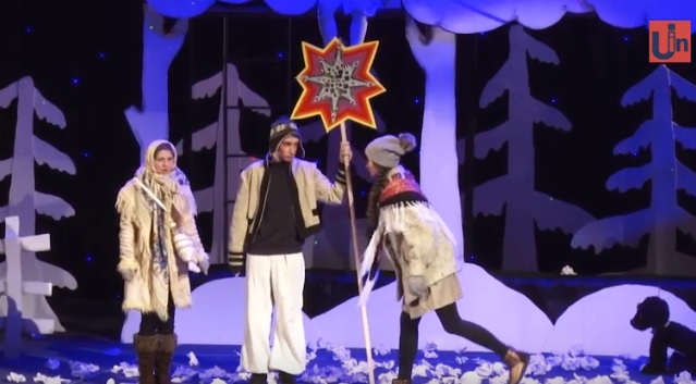 Прем’єра вистави "Різдвяна казка" відбулася в Ужгороді (ВІДЕО)