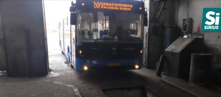 Комунальні автобуси в Ужгороді проходять перший техогляд після 4-ох місяців роботи (ВІДЕО)