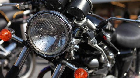 На Великоберезнянщині двоє мукачівців викрали з приватного дворогосподарства 2 мотоцикли