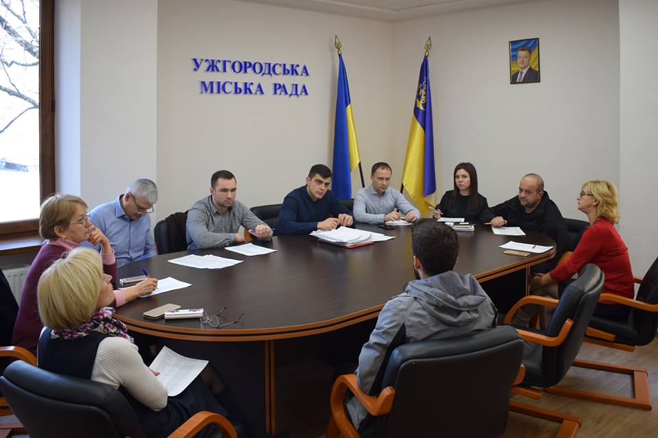 Понад 60 протоколів розглянули на засіданні адмінкомісії в Ужгороді (ФОТО)