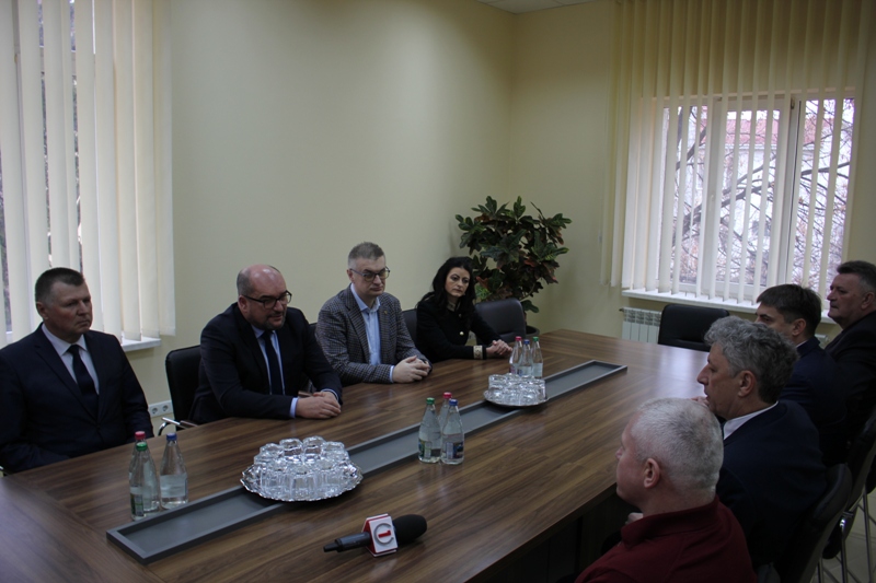 Член фракції Порошенка в парламенті Брензович: "Закарпатські угорці в першому турі не підтримають жодного з кандидатів"