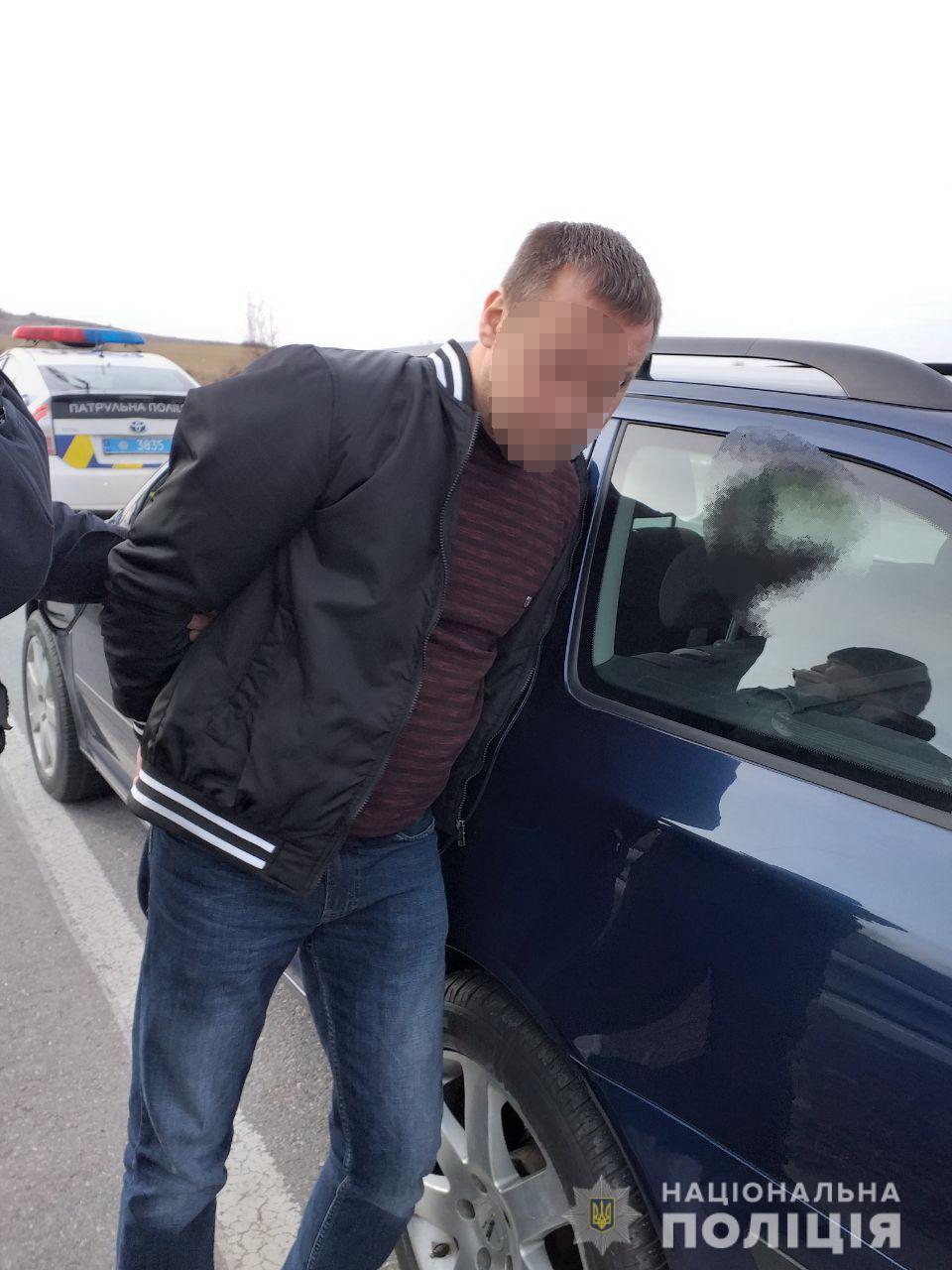 За фактом наїзду "Шкоди" на жінку на Ужгородщині, після якого водій покинув місце ДТП, розпочато кримінальне провадження