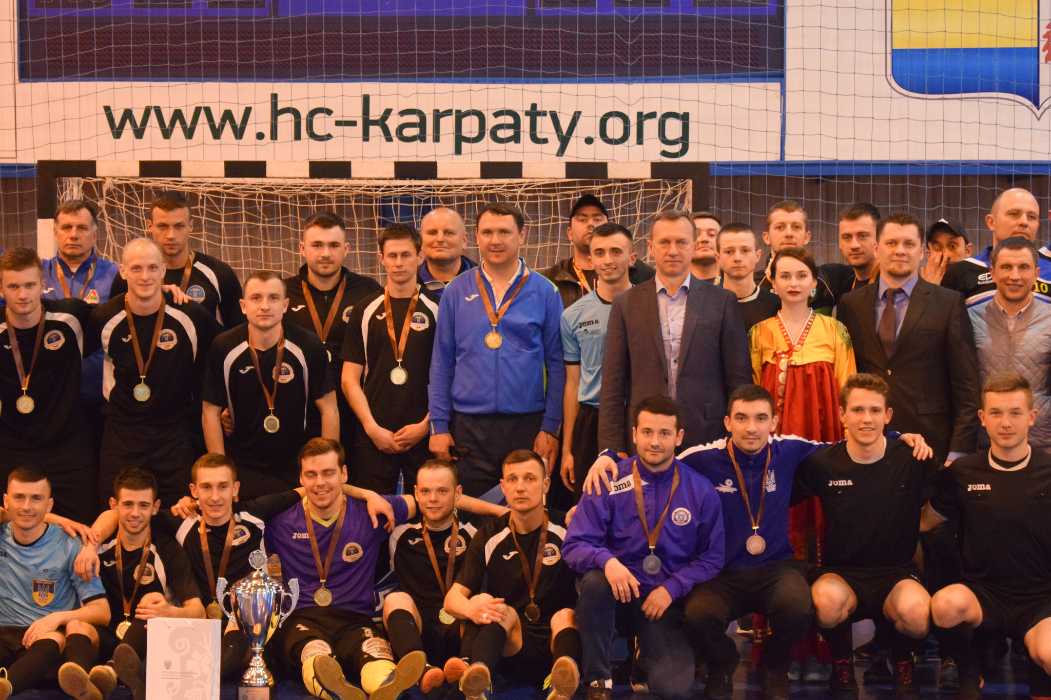 В Ужгороді нагородили переможців Кубку Регіонів Аматорської футзальної ліги України (ФОТО)