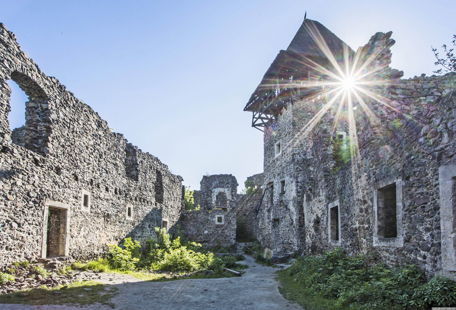 Невицький замок на Ужгородщині обіцяють оновити як туристичний об'єкт до кінця 2020 року