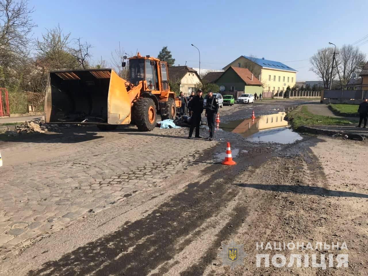 В Ужгороді внаслідок зіткнення з трактором загинув мотоцикліст (ФОТО)