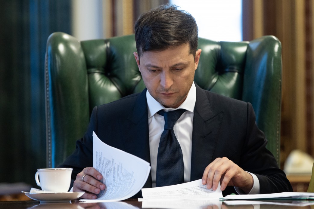 Зеленський видав указ про термінові заходи щодо подолання наслідків негоди, зокрема на Закарпатті