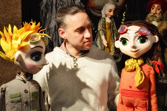 У "Бавці" в Ужгороді відкрили виставку ігрових ляльок і готуються до прем'єри "навчальної" вистави-гри (ФОТО, ВІДЕО)