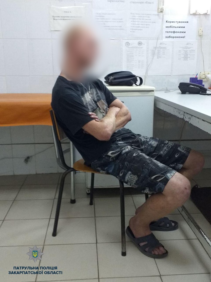 У Мукачеві зупинили водя "під кайфом" із наркотиками в авто (ФОТО)