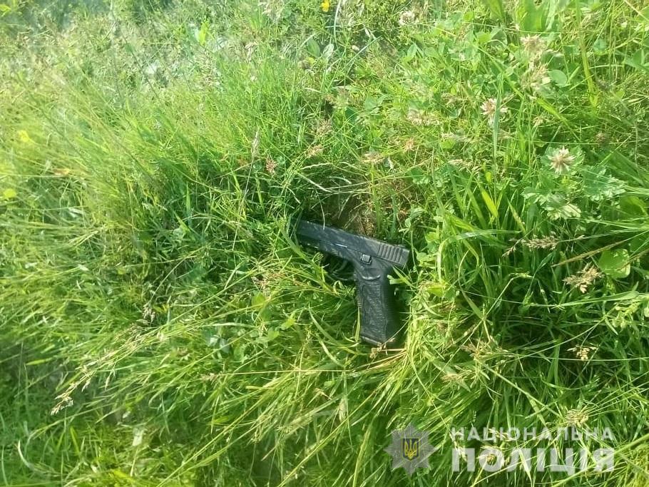 На Перечинщині у мешканця району вилучили пістолет (ФОТО)