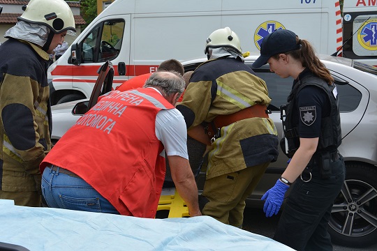 В Ужгороді силовики спільно з рятувальниками й медиками провели "злагоджувальні" навчання (ФОТО)