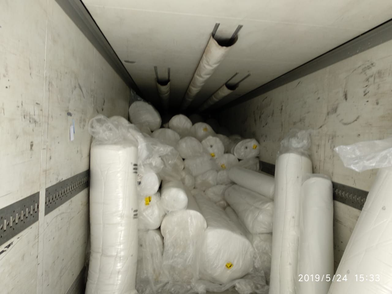 На митниці на Закарпатті у рамках операції "Бастіон" вилучили товар на понад 7 млн грн (ФОТО)
