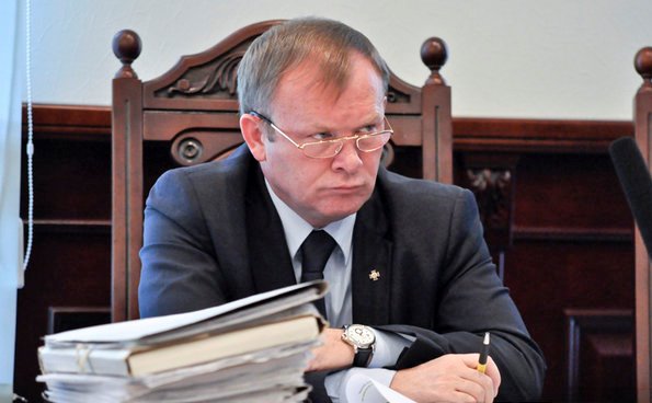 Голова Закарпатської ОДА звільнив нелюстрованого заступника Москаля