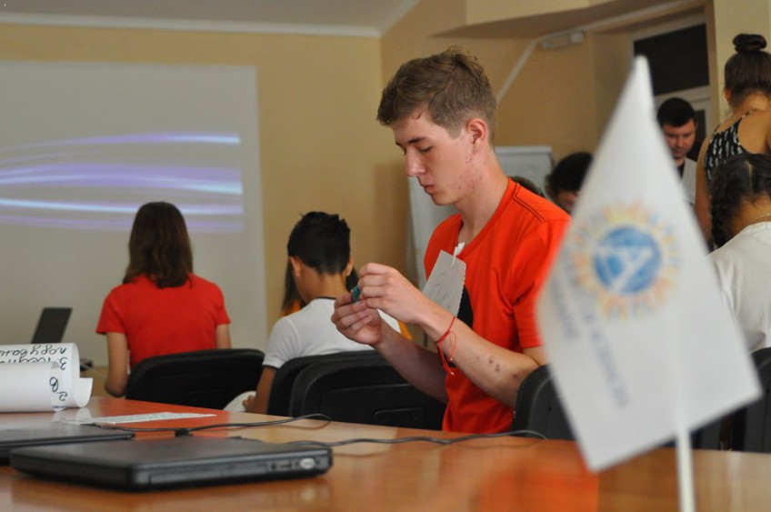 На Свалявщині юні дослідники з кількох країн вивчали Землю з космосу (ФОТО)
