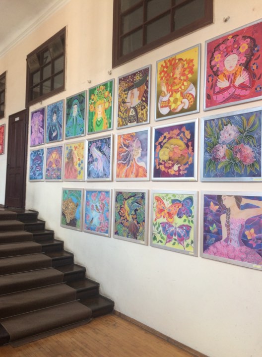 У Мукачеві можна оглянути роботи випускників художньої школи ім. Мункачі (ФОТО)