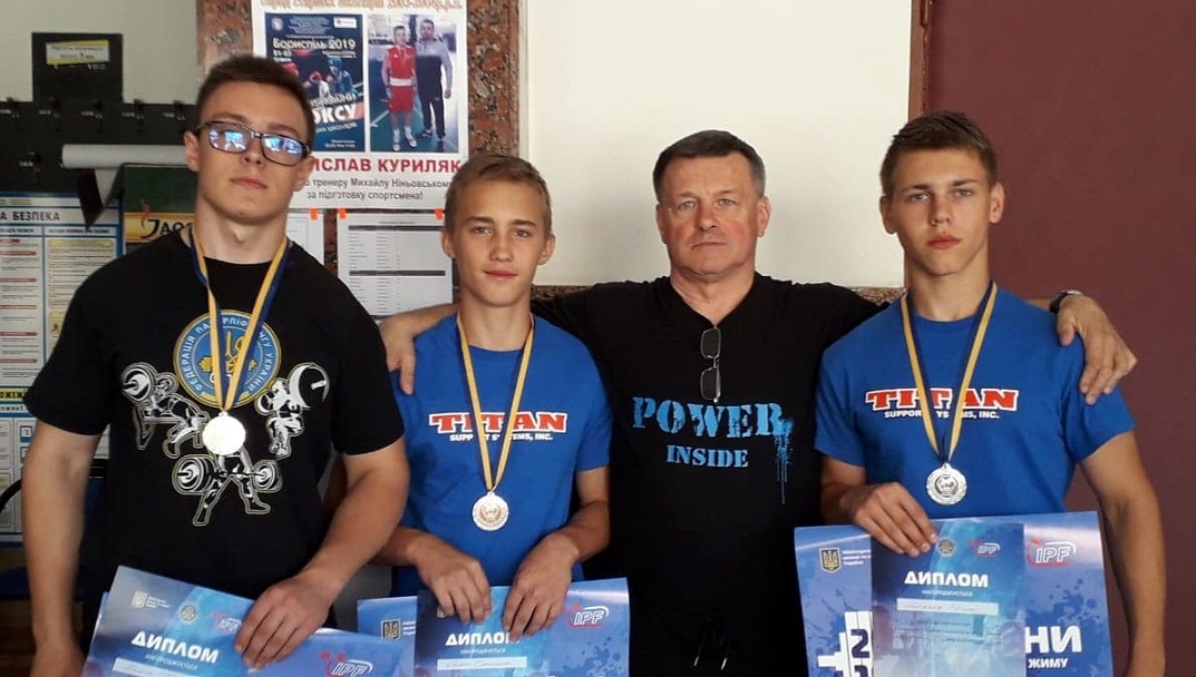 Закарпатські пауерліфтери здобули 8 медалей на Чемпіонаті України (ФОТО)