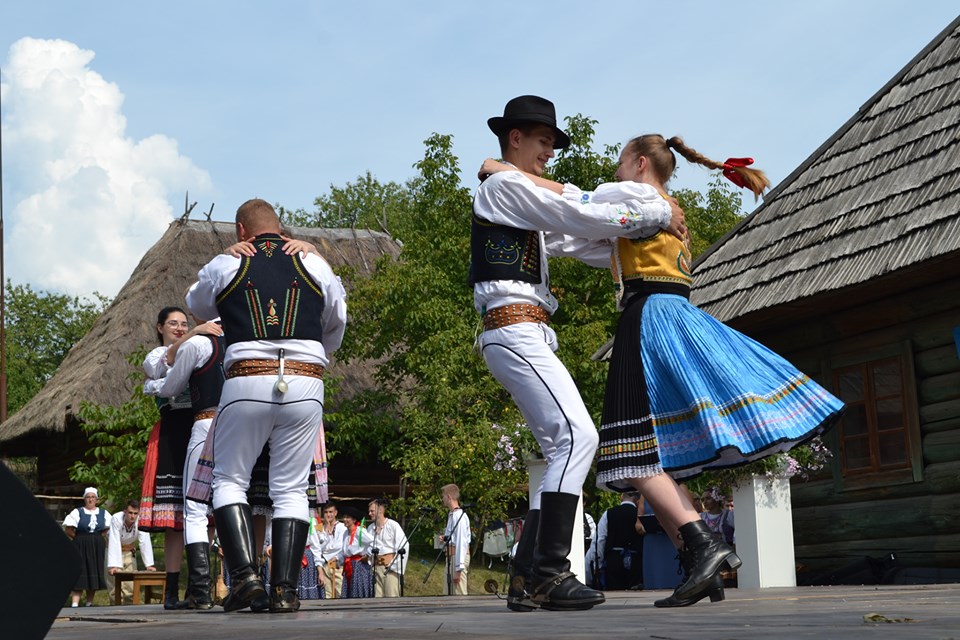 В Ужгороді пройшов фольклорний фестиваль словацької культури (ФОТО)