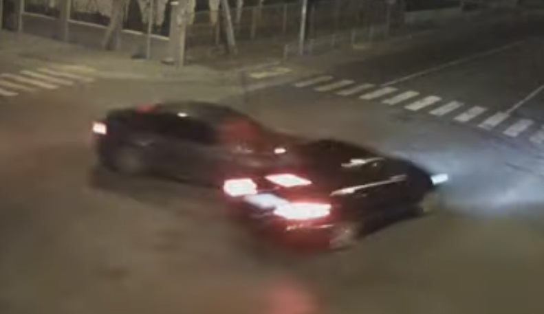 Опубліковано відео VIP-ДТП автомобілів Tesla та Mercedes у Виноградові