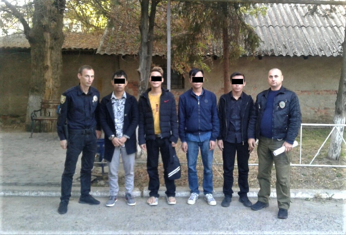 В Ужгороді затримали 4-х в’єтнамців без документів (ФОТО)