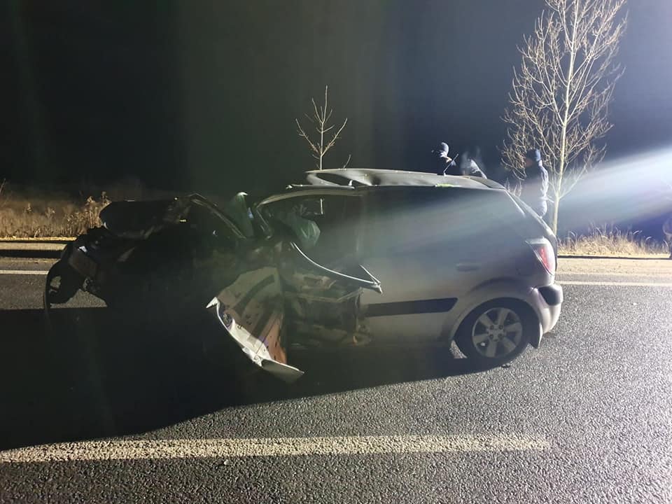 Водійка Кіа-Rіо, обганяючи на Іршавщині попутне авто, врізалася в Renault: 9 постраждалих (ФОТО)