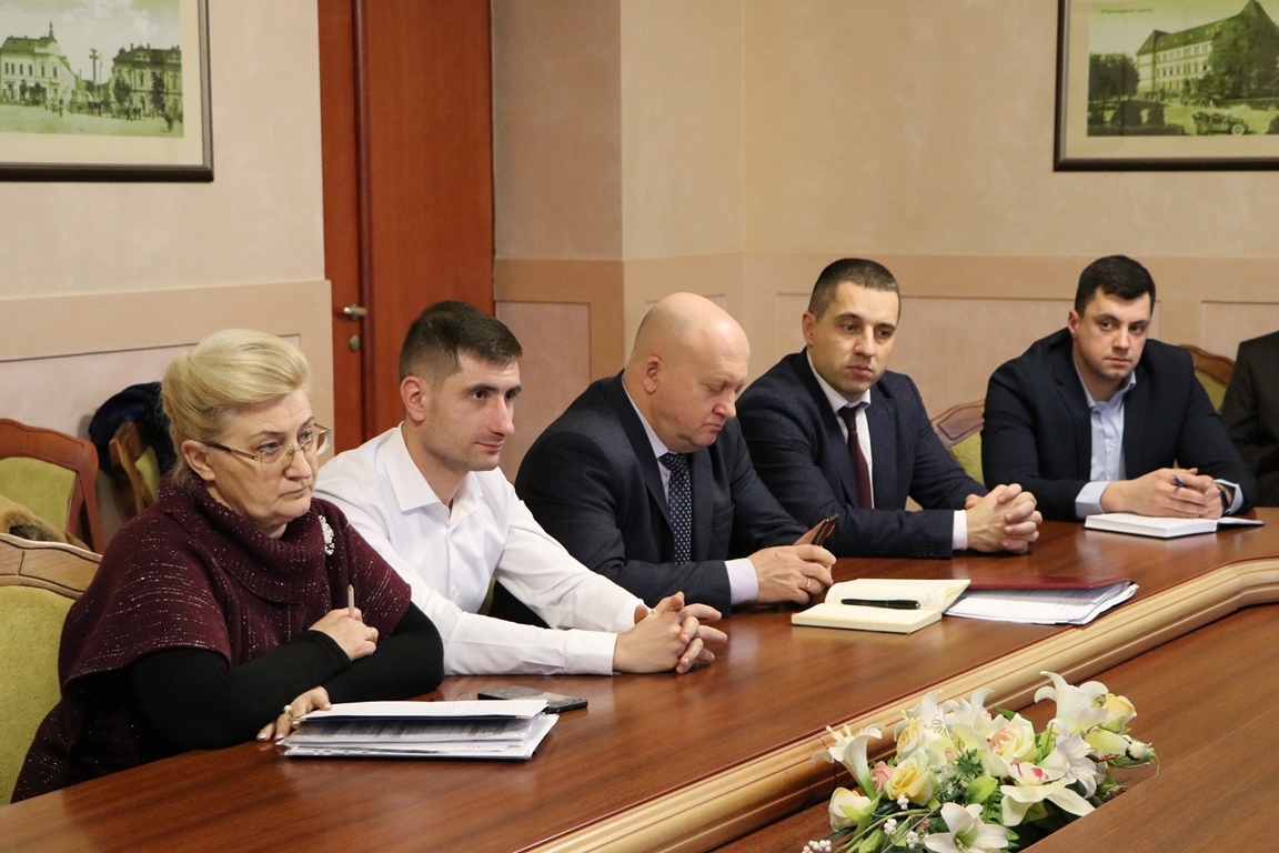 У Закарпатській ОДА заявили про підтримку проекту побудови реабілітаційного центру для воїнів АТО в Ужгороді (ФОТО)
