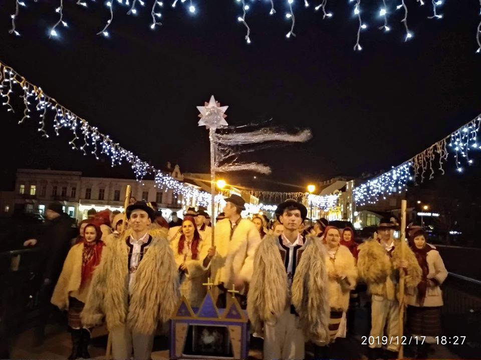 Закарпатський народний хор виступить напередодні Старого Нового року