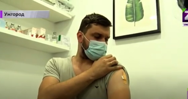 Кількість охочих вакцинуватись від грипу на Закарпатті виросла в рази (ВІДЕО)