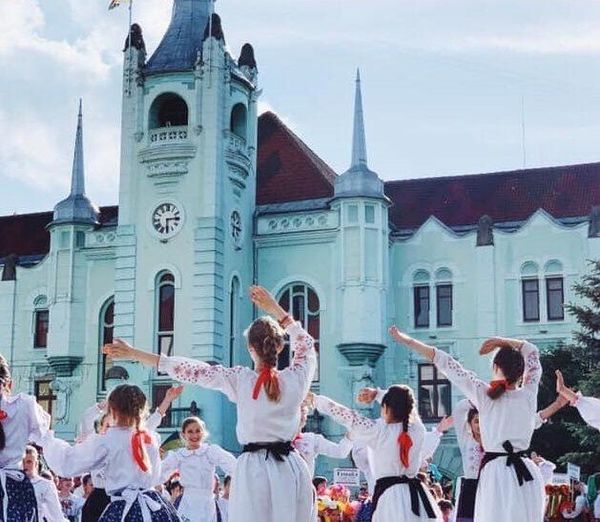 15 талановитих дітей у галузі культури щомісяця отримують по 1000 гривень стипендії Мукачівської міськради