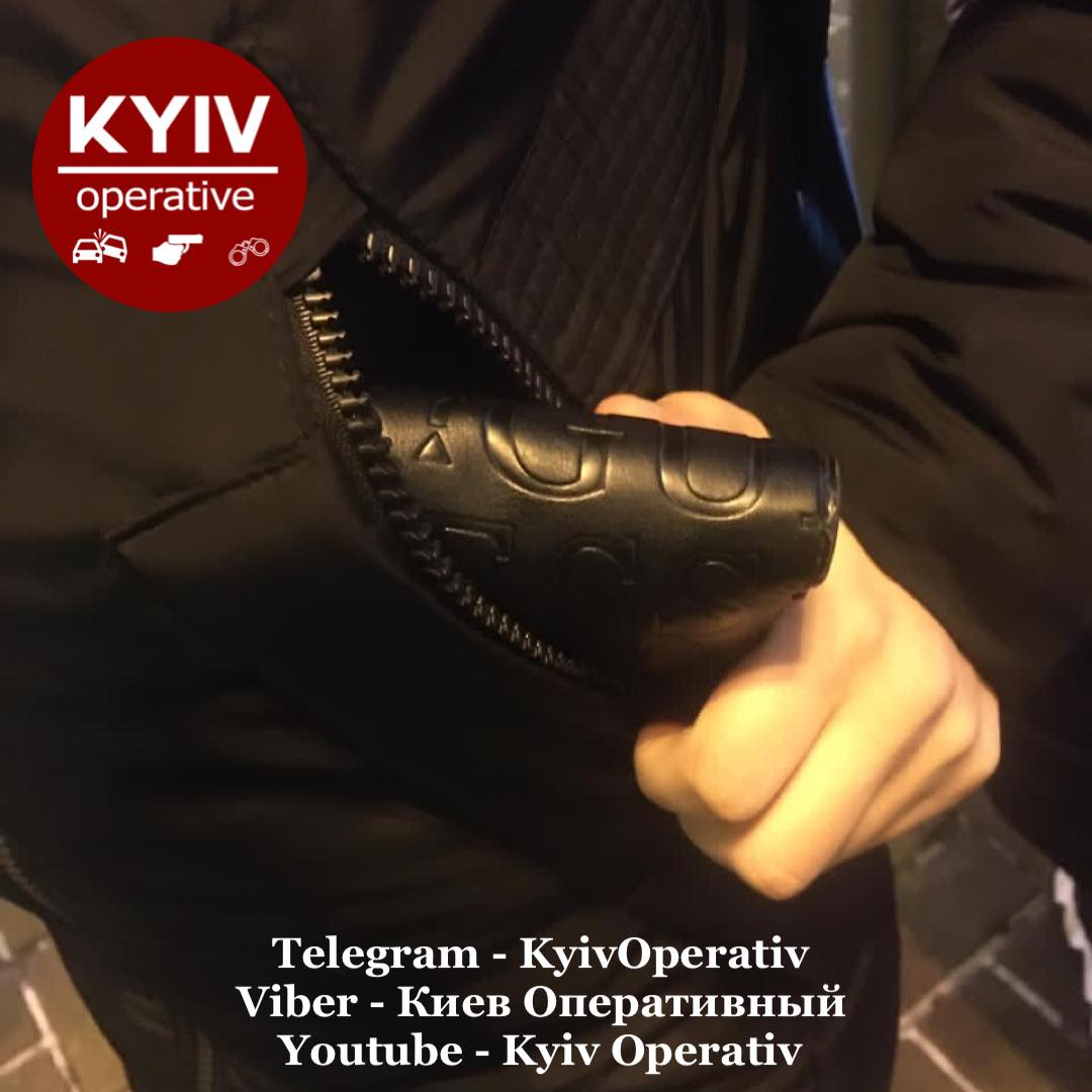 У Києві на Хрещатику на крадіжці затримали циганок з Берегова (ФОТО)