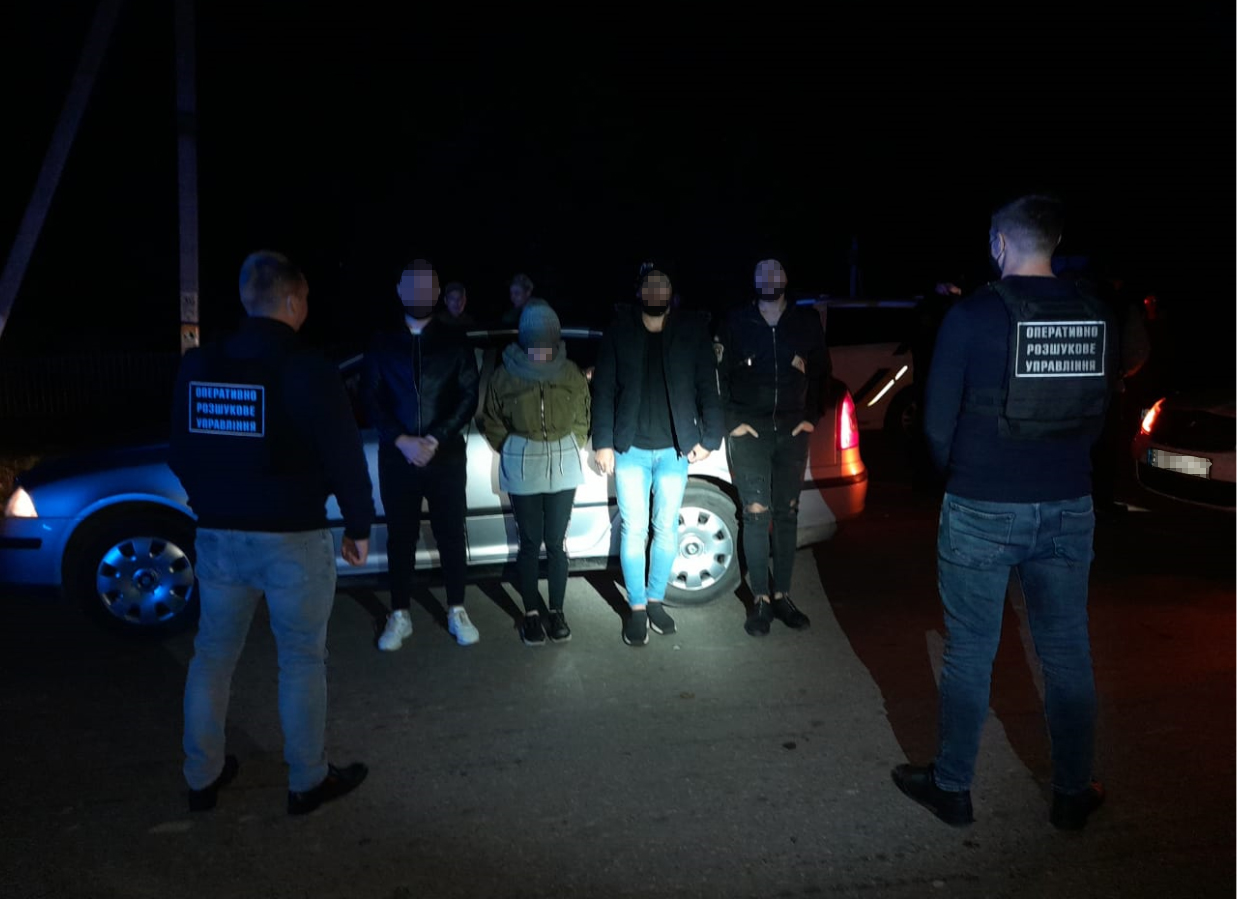 Ще одному організатору каналу нелегального транзиту іракців через Україну в ЄС на Закарпатті оголосили підозру