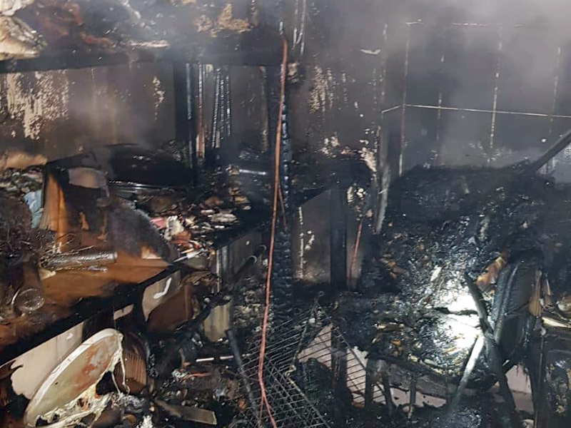 Одну людину врятовано та 37 евакуйовано під час пожежі в готелі на Свалявщині (ФОТО)