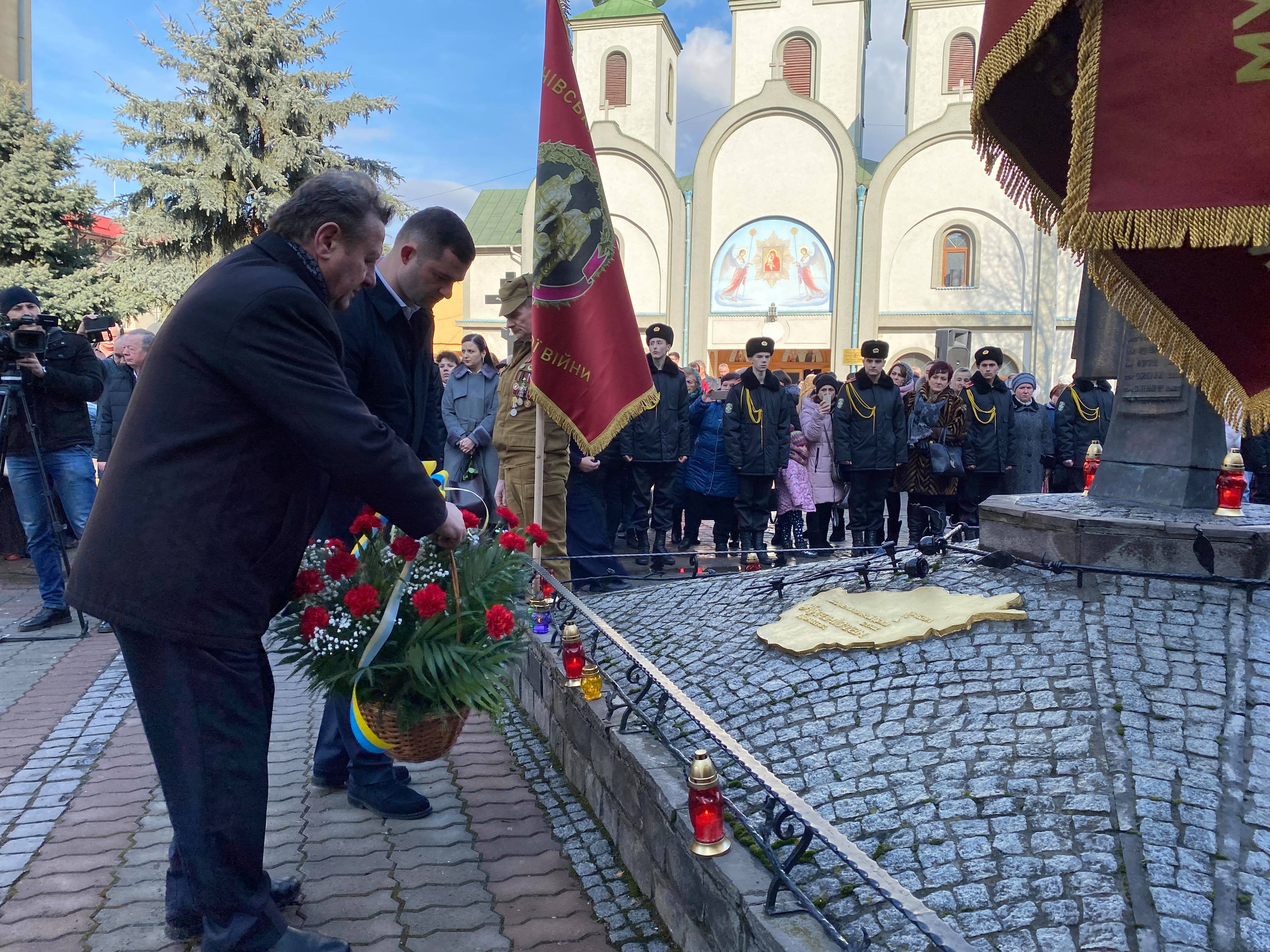 У Мукачеві також вшанували пам'ять "афганців" (ФОТО, ВІДЕО)