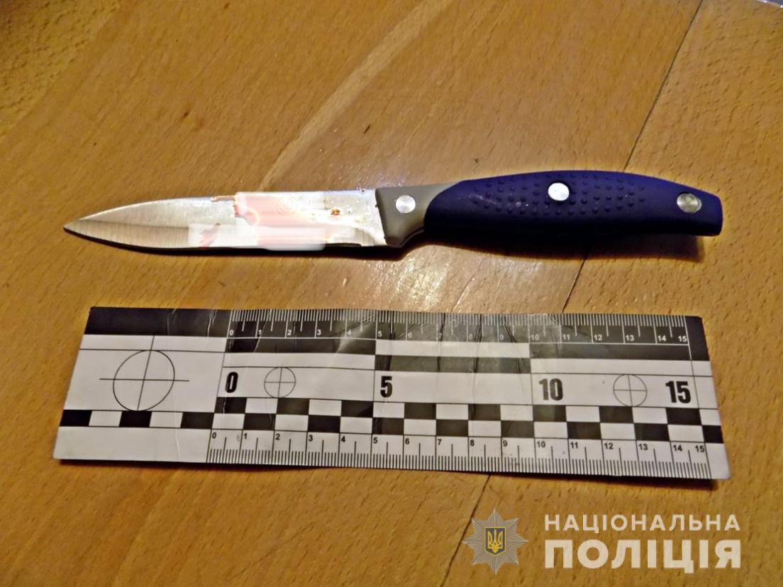У Міжгір’ї в кафе 21-річний п'яний відвідувач вдарив ножем в живіт 20-річного хлопця (ФОТО)