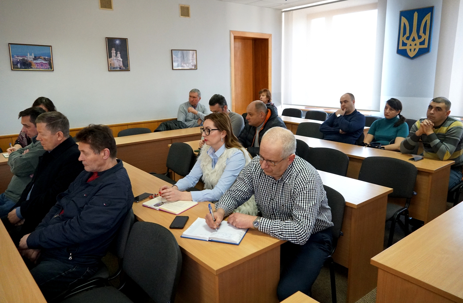 В Ужгороді перевізників навчали, як проводити "антикоронавірусну" дезінфекцію у маршрутках (ФОТО)