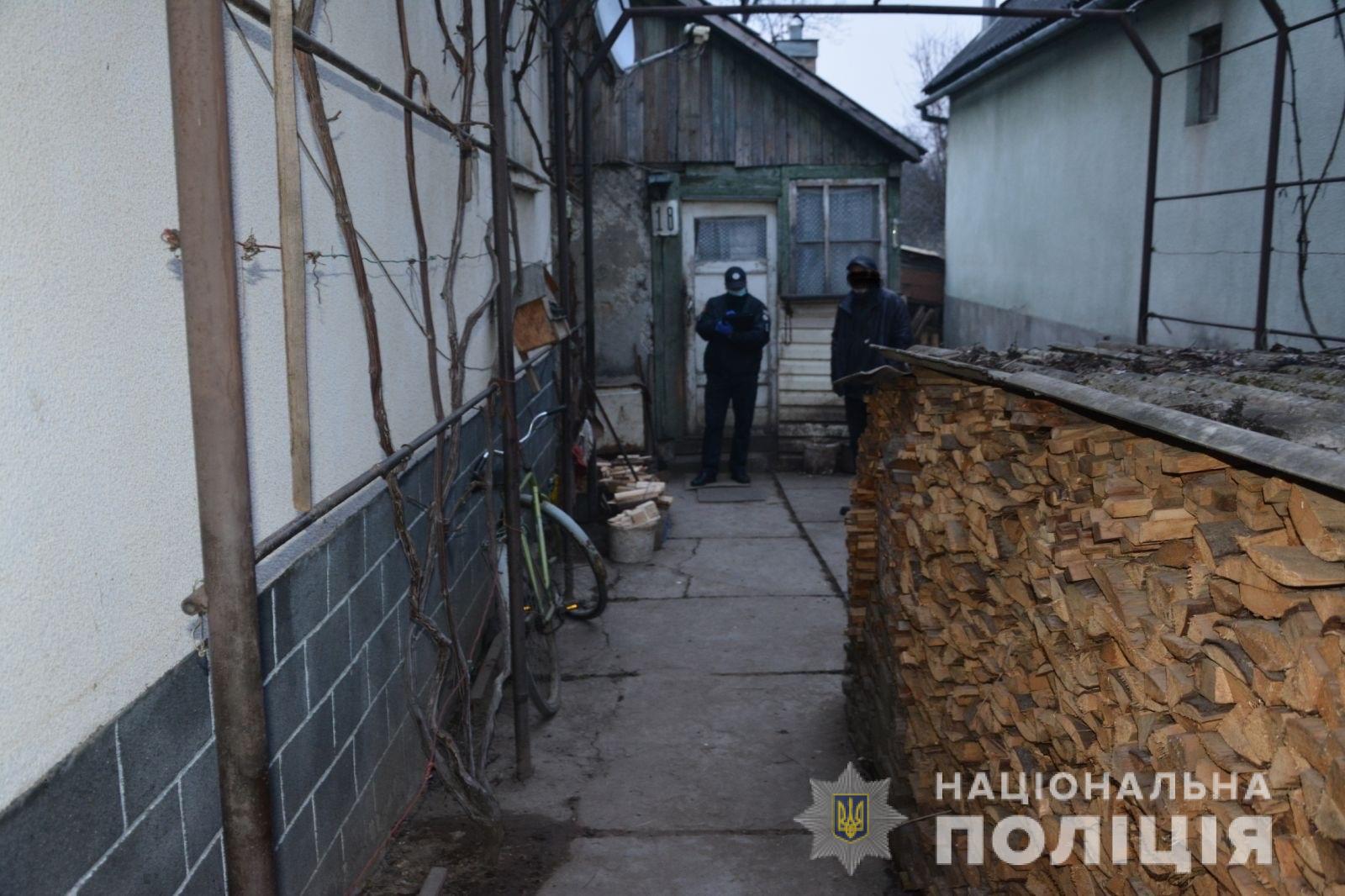 У Тячеві жінка з ревнощів смертельно поранила свою знайому (ФОТО)