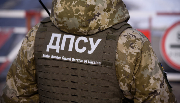 На околиці Великого Березного виявили двох молдован, які незаконно перебувають в Україні