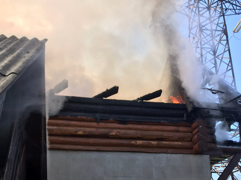 У Воловці, розпаливши піч для випікання пасок, господар спровокував пожежу в будинку (ФОТО) 
