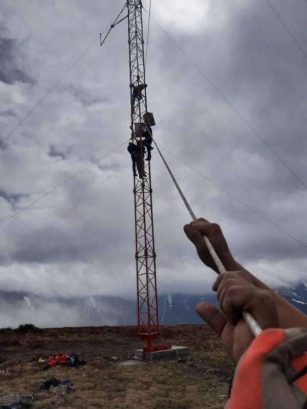 На горі Плай на Закарпатті від ураження електрострумом під час ремонтних робіт загинув чоловік (ФОТО)