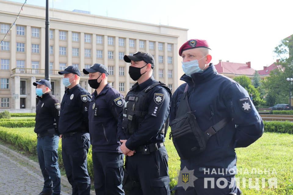 За безпекою дорожнього руху на Закарпатті слідкуватимуть додаткові патрулі (ФОТО)