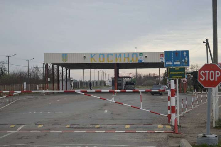 Угорщина повідомила, що відтерміновує відкриття пунктів пропуску на українсько-угорському кордоні зі свого боку
