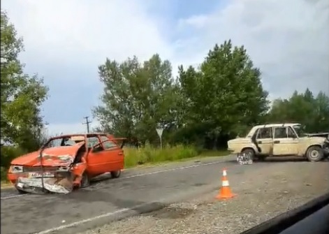 ДТП поблизу Чопа: 2 авто розбиті вщент (ВІДЕО)