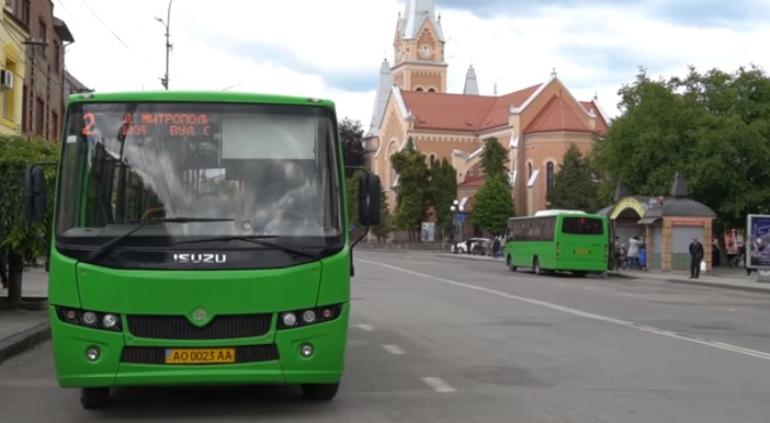 З 1 червня в Мукачеві відновлено роботу громадського транспорту (ВІДЕО)
