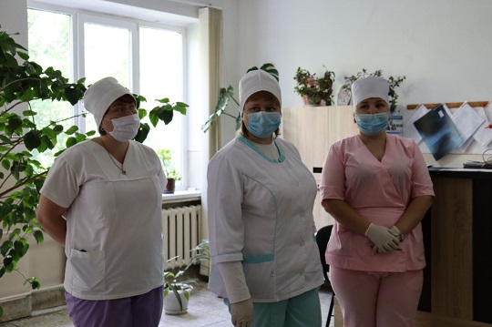 Медики Тячівщини та Рахівщини отримували вітання з нагоди професійного свята (ФОТО)