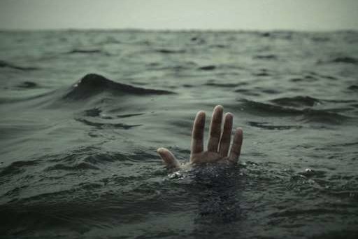 На Тячівщині шукають тіло чоловіка, що потонув у ставку