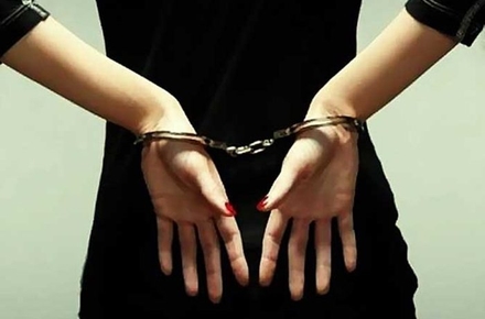 22-річну жительку Берегова затримали за звідництво на Мукачівщині