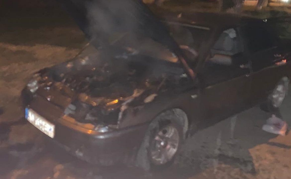 На Тячівщині на ходу загорілася автівка (ФОТО)