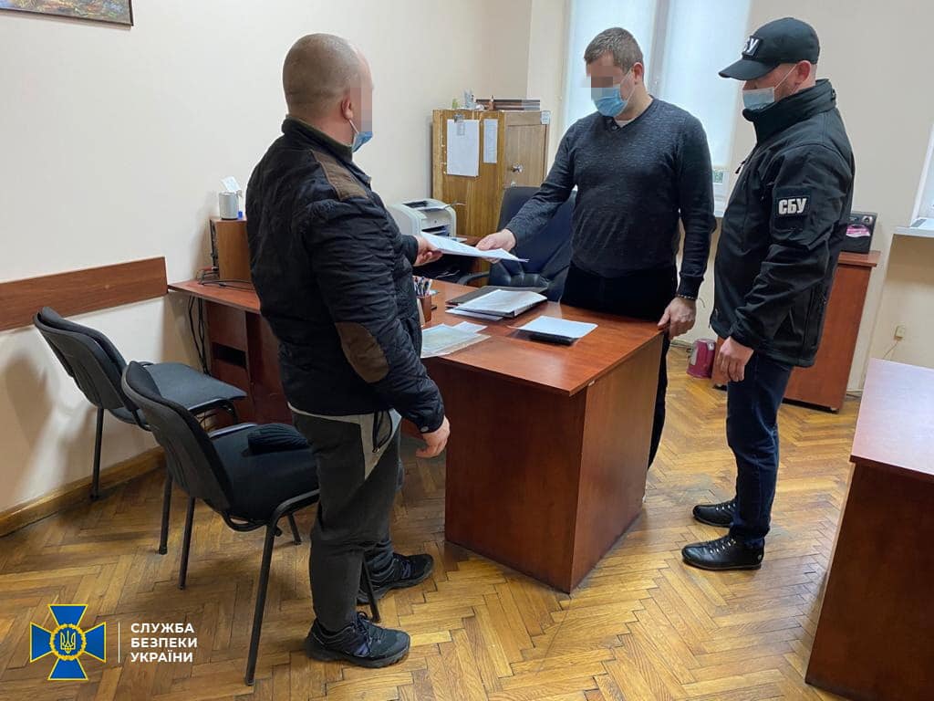 На Закарпатті викрили чоловіка, який закликав до зміни меж території України