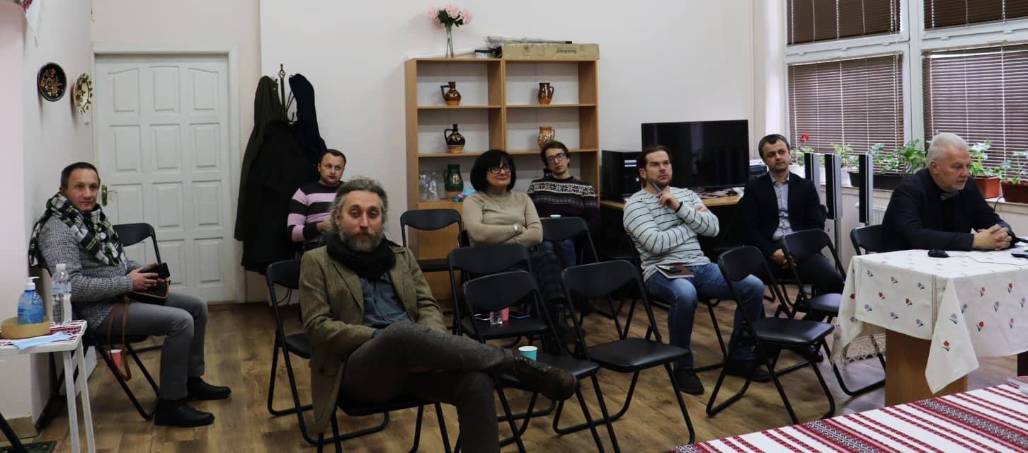 В Ужгороді відбулася міжнародна науково-практична онлайн-конференція "Ідентичності в умовах погранич" (ФОТО)