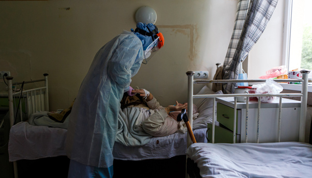 У лікарні Мукачева відкрили вже четверте ковідне відділення
