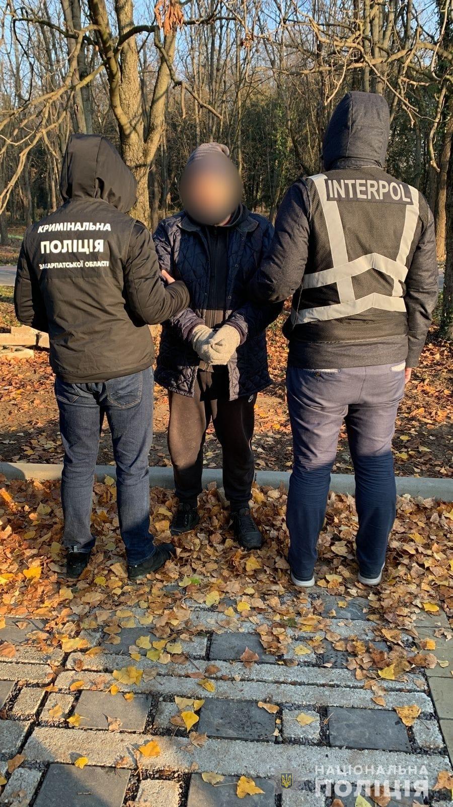 В Ужгороді затримали росіянина, що перебував у міжнародному розшуку за шахрайство (ФОТО)